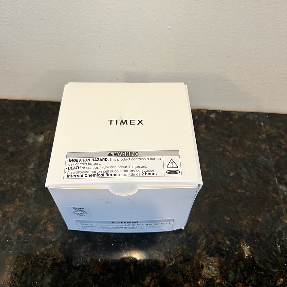 NIB Noah X Timex Moon Phase Watch - Picture 5 of 6